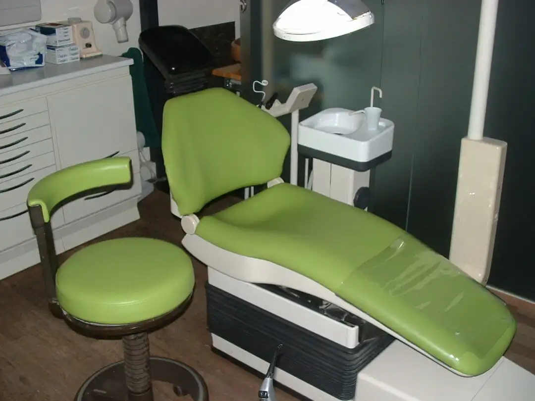 Réparation de mobilier médical